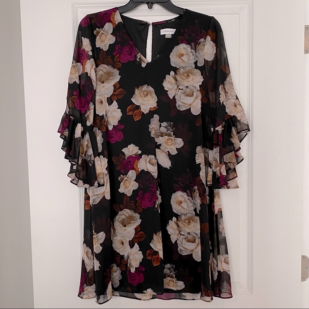 Calvin Klein Floral Chiffon V-neck Dress